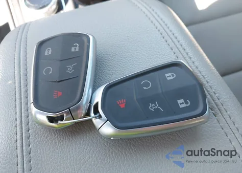 2019 Cadillac Xt4 Premium Luxury z USA, uszkodzony, nr VIN 1GYFZDR42KF160422